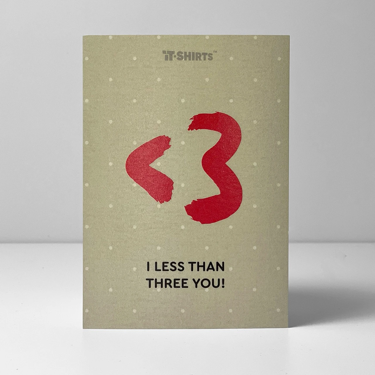 Листівка «I less than three you!», у чорному конверті